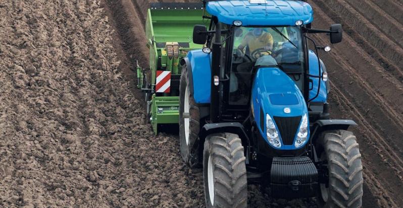 New Holland T7000