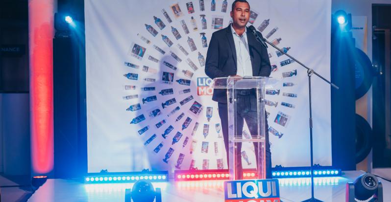 lm_dealer_night_2025