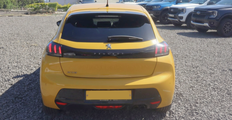 Peugeot_Axess