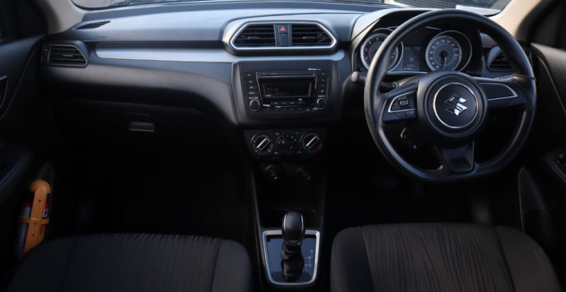 SUZUKI_Dzire