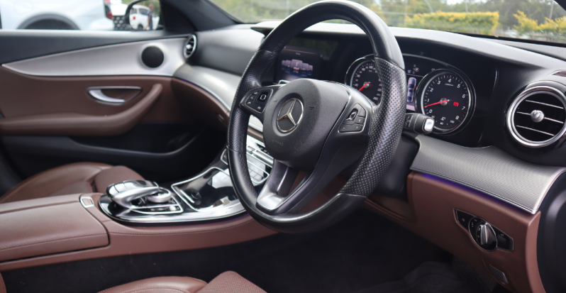 Mercedes_Axess