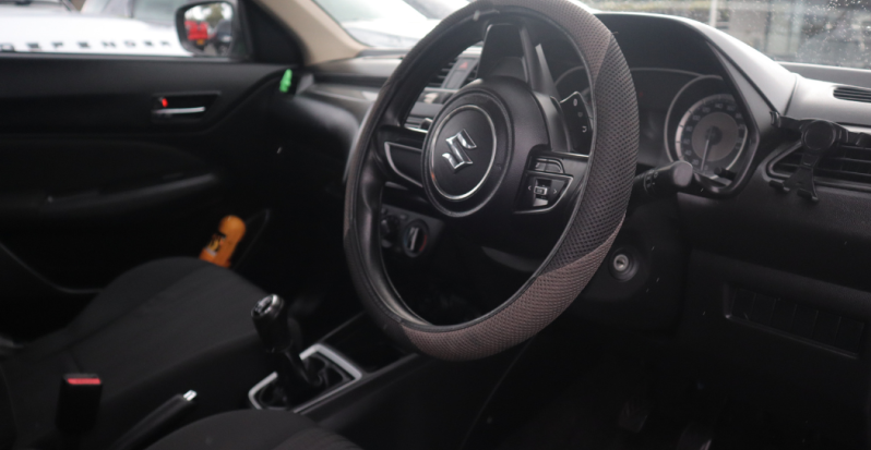 Suzuki_Axess