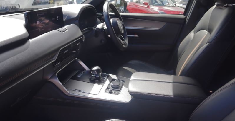 MAZDA_Axess