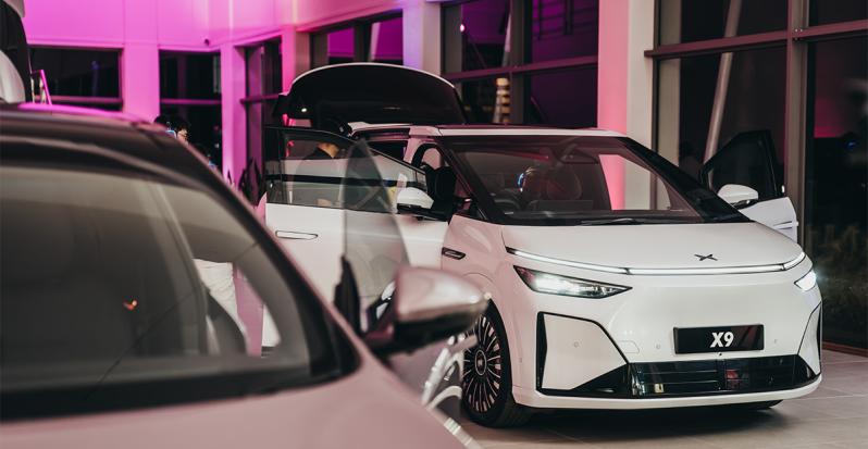 XPENG SHOWROOM