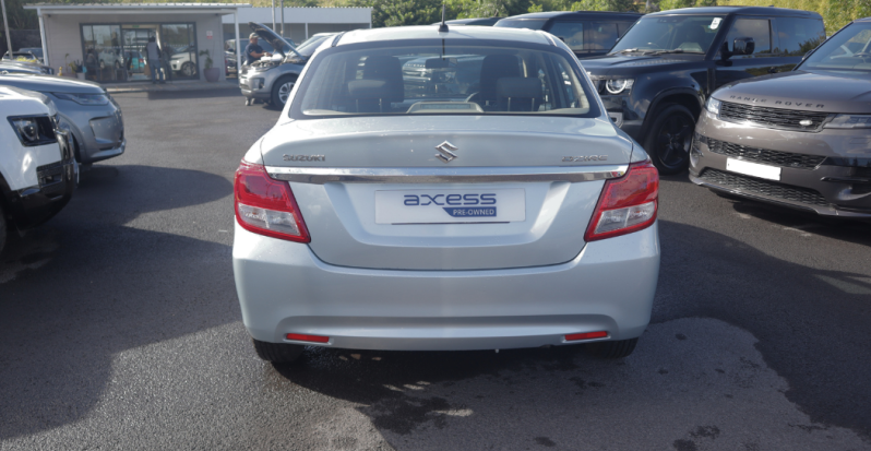 SUZUKI_Dzire