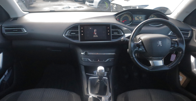 peugeot_Axess