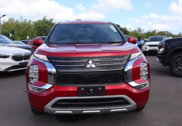 Mitsubishi_Axess