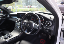 Mercedes_Axess