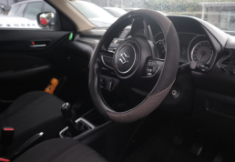 Suzuki_Axess