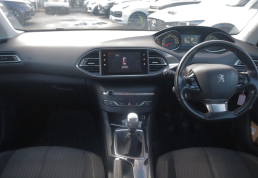 peugeot_Axess