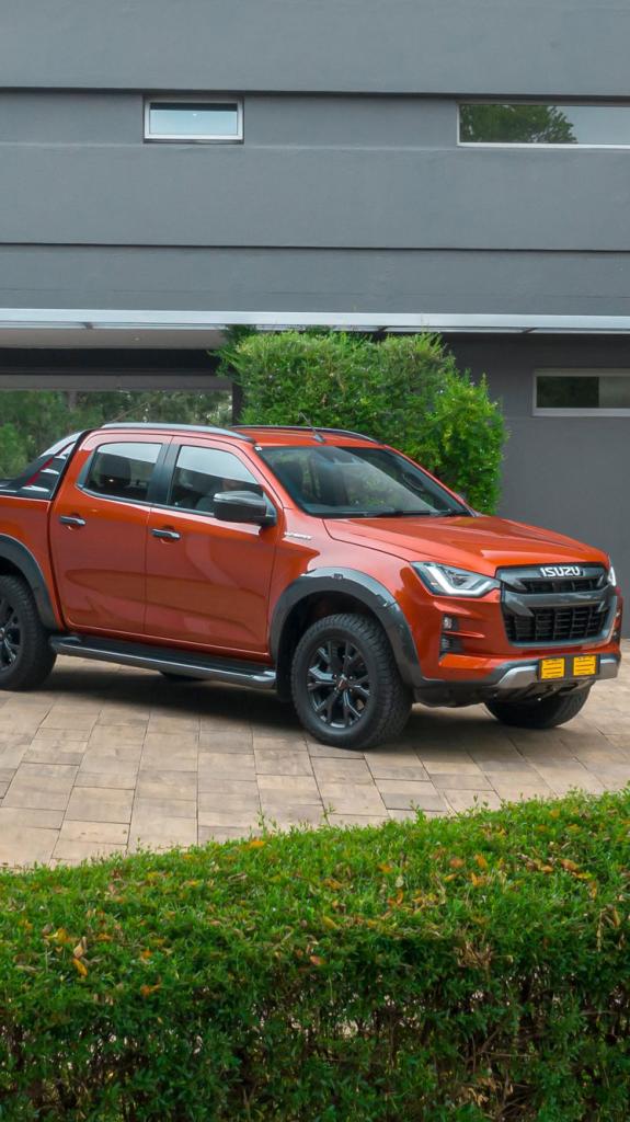 Isuzu V-Cross