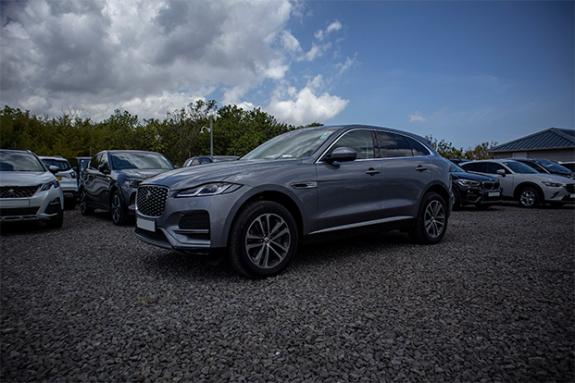 Axess Pre-owned Jaguar-F-Pace