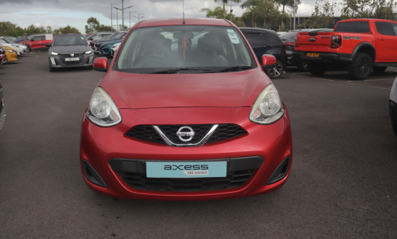 Nissan_Axess