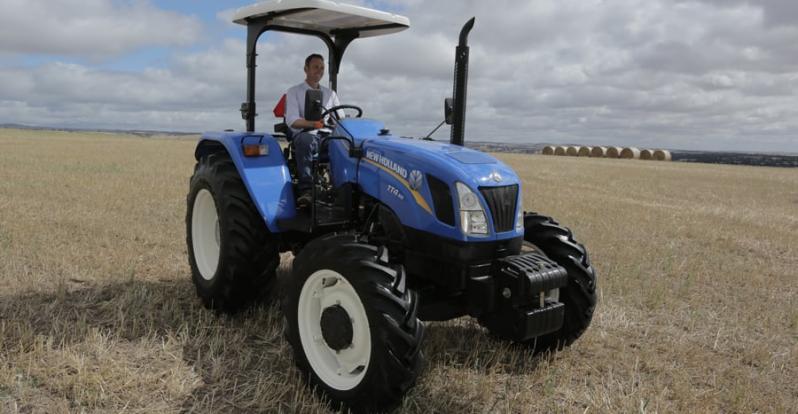 New Holland TT4